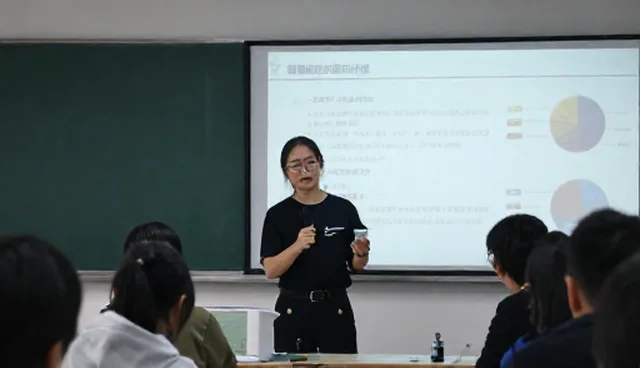 课程选型如何推动市场调研分析流程优化