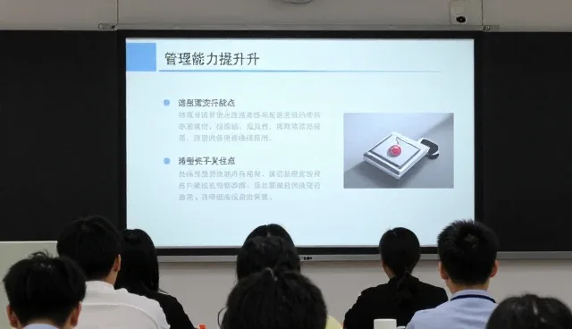 商务服务系统选型需关注使用与维护建议